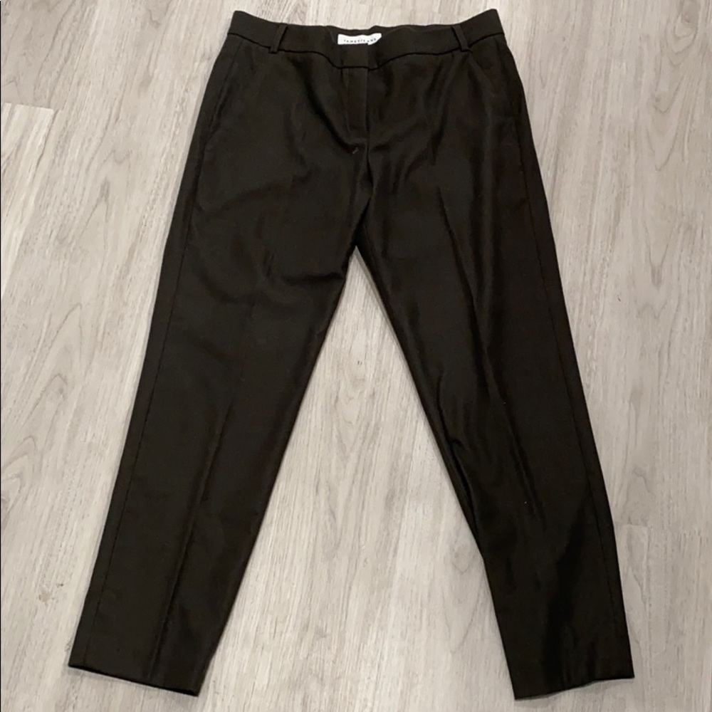 Beautiful olive colored James jeans straight paint